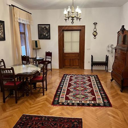 Appartamento Casa Livia Braşov Esterno foto