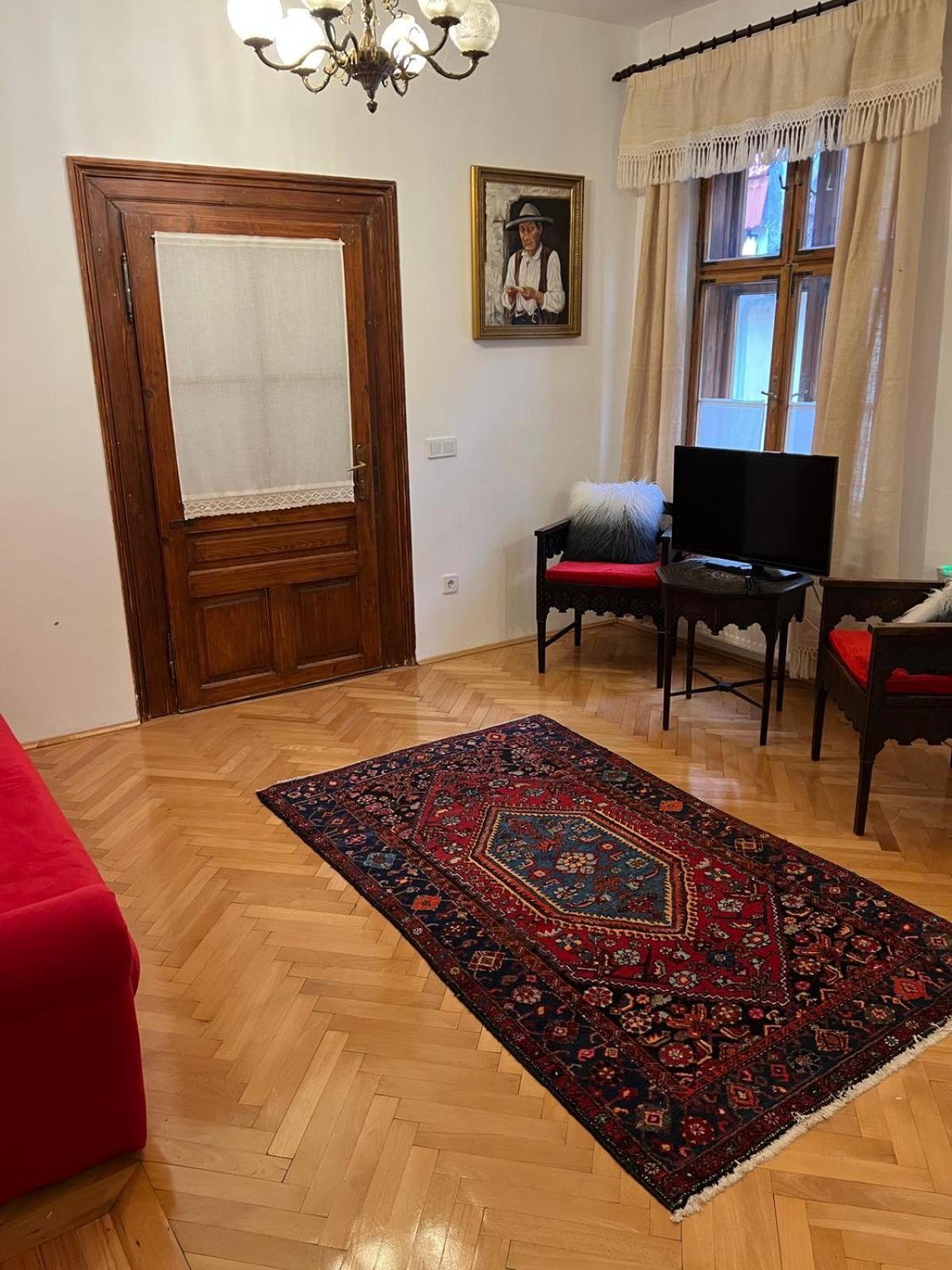 Appartamento Casa Livia Braşov Esterno foto